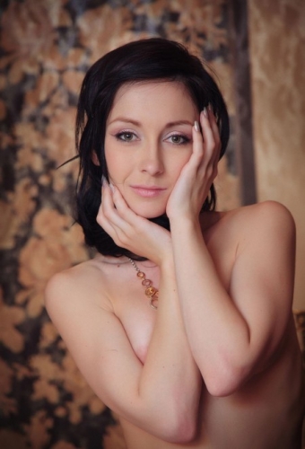 Путана Лада Брюнетка c 3 размером груди у метро Удельная Санкт-Петербург Фото - 2