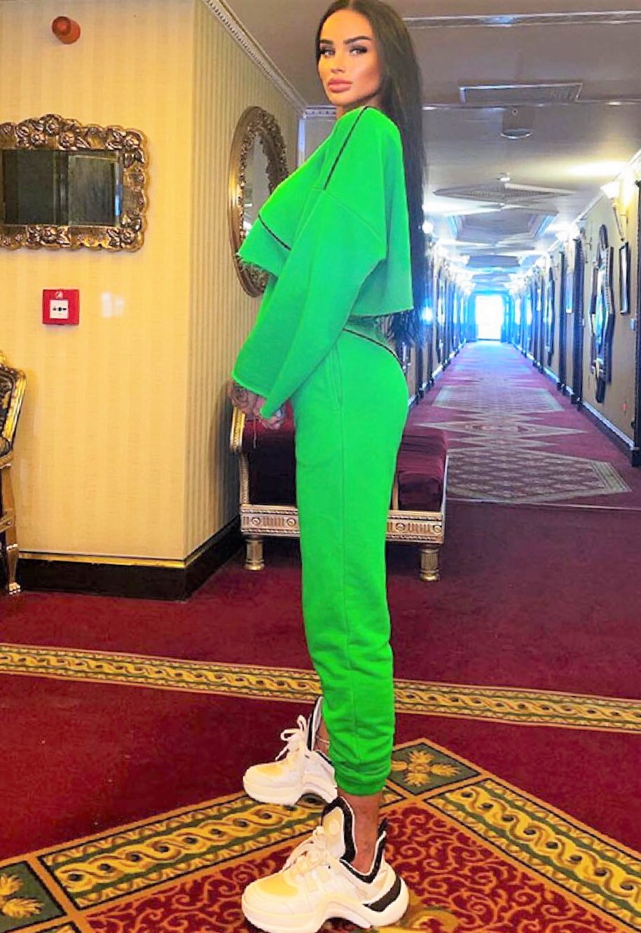 Индивидуалка Ольга Брюнетка c 4 размером груди у метро Невский проспект Санкт-Петербург Фото - 2