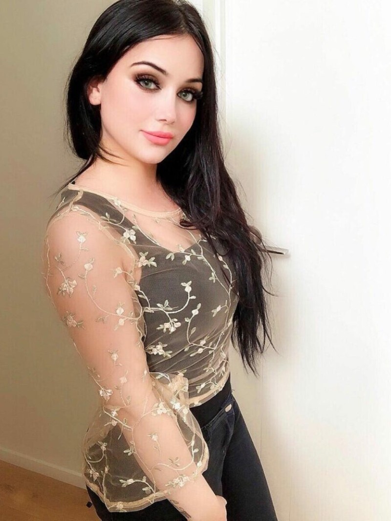 Индивидуалка Леночка Брюнетка c 2 размером груди у метро Удельная Санкт-Петербург Фото - 3