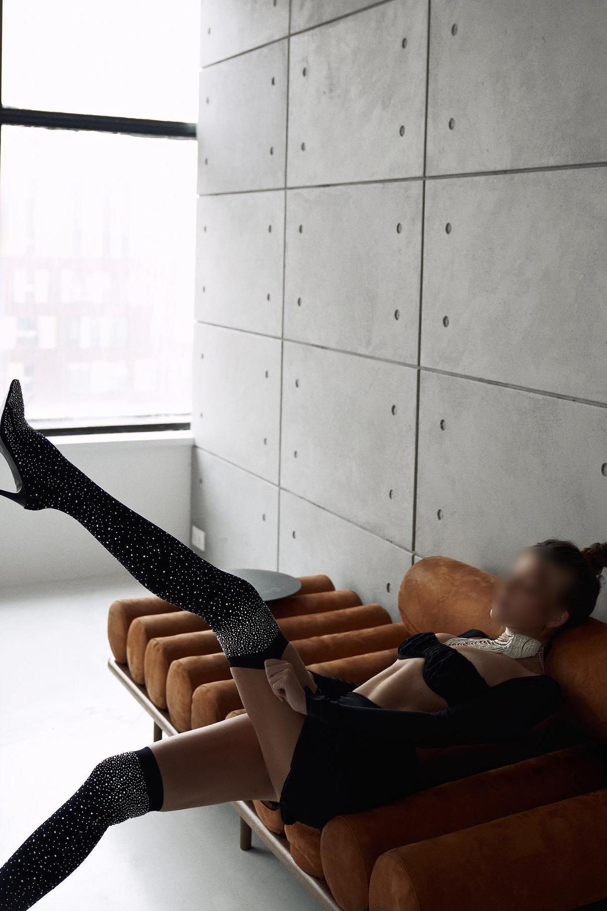 Индивидуалка Света Брюнетка c 2 размером груди у метро Петроградская Санкт-Петербург Фото - 2