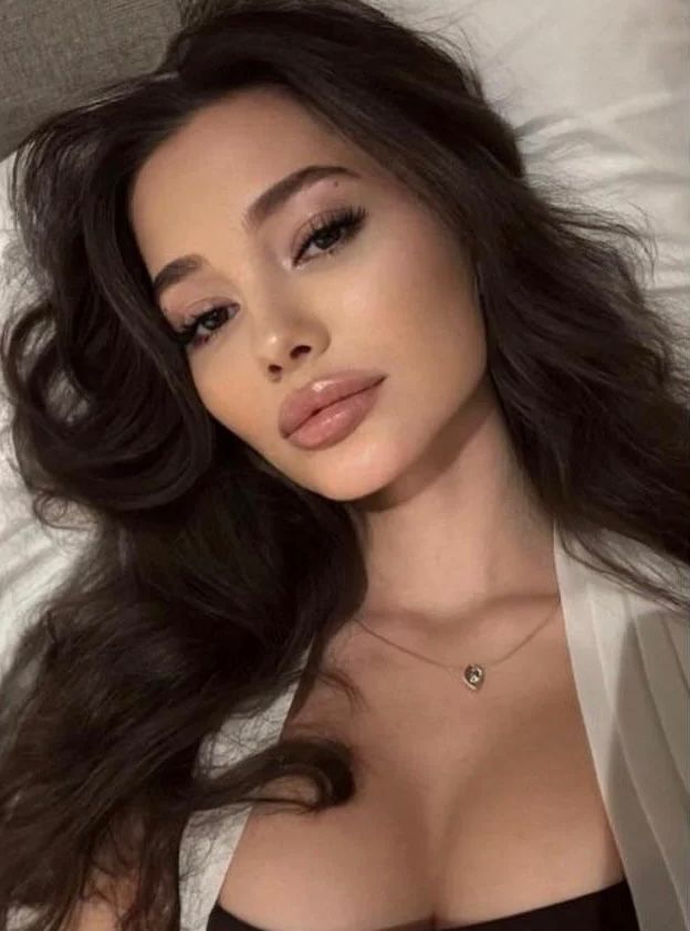 Путана Вероника Брюнетка c 3 размером груди у метро Василеостровская Санкт-Петербург Фото - 5