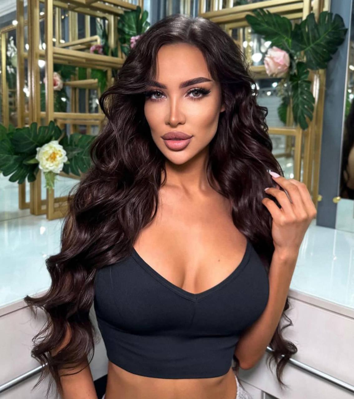 Путана Мэри Шатенка c 3 размером груди у метро Горьковская Санкт-Петербург Фото - 3