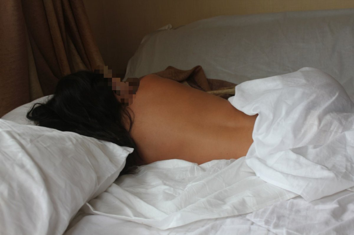 Путана Анна Брюнетка c 4 размером груди у метро Звездная Санкт-Петербург Фото - 3